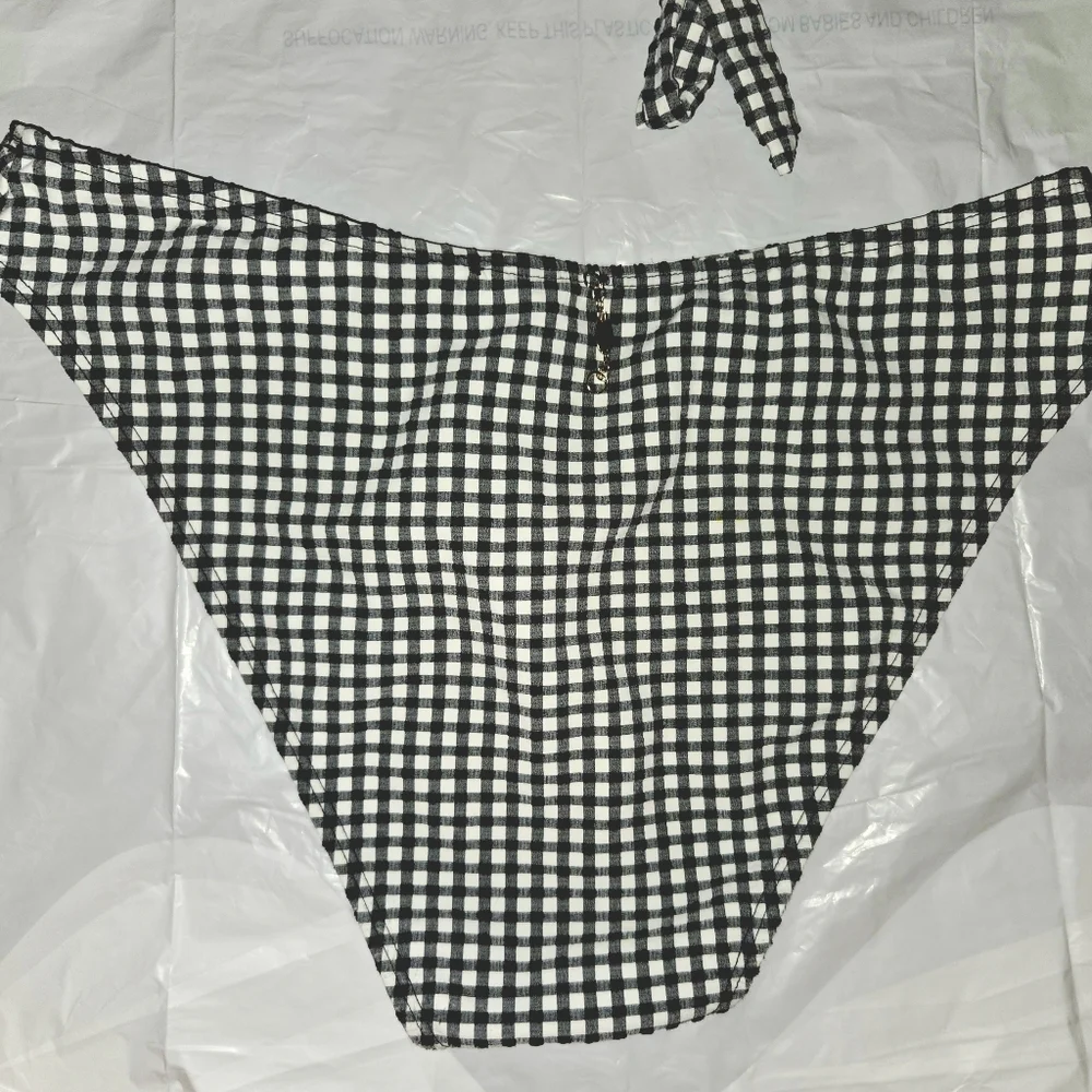 Betsey Johnson Black and White Gingham Bikini Size L - Picture 2 of 3